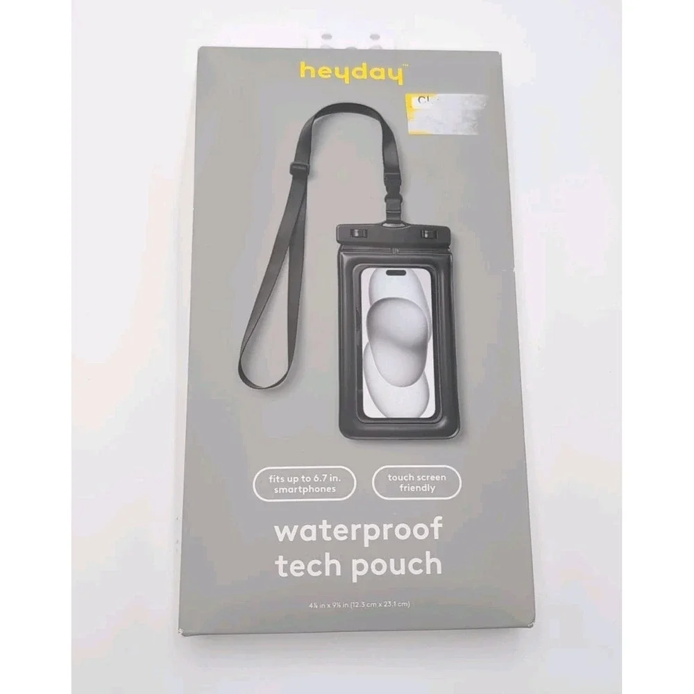 Heyday Waterproof Phone Pouch with Lanyard | Durable Protection for Beach Black